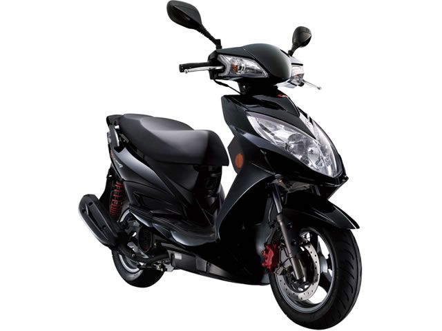 黒いKYMCO Racing 125Fiを斜め前から見た車体画像